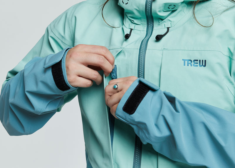 Zipper Care 101: Cleaning + Lubricating Your Zippers