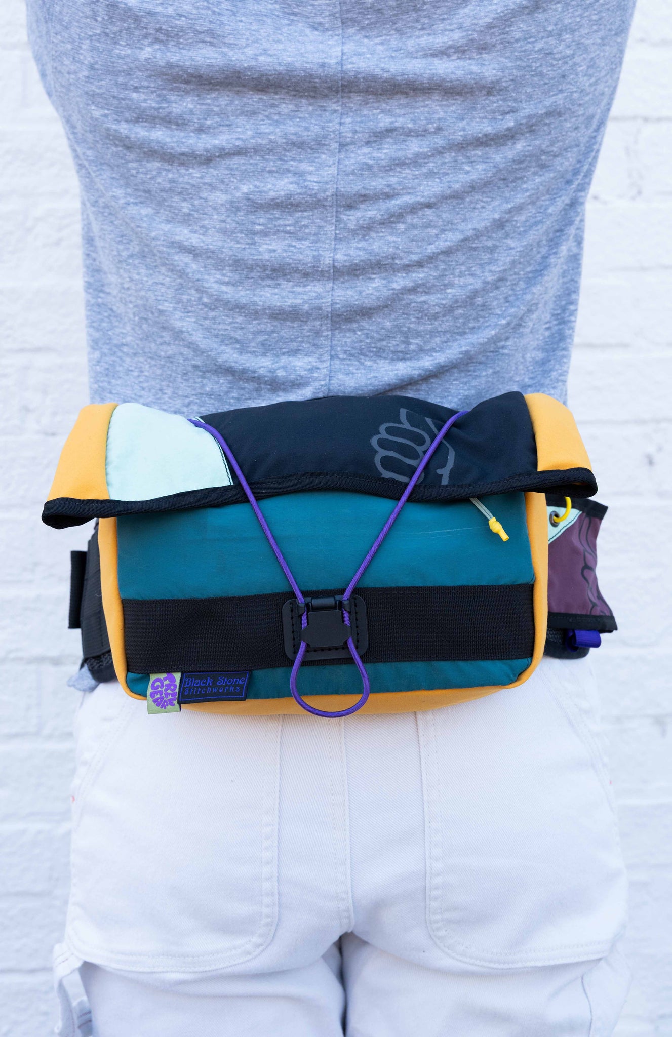 [AFTERLIFE] Upcycled Thumbs Up Adventure Pack