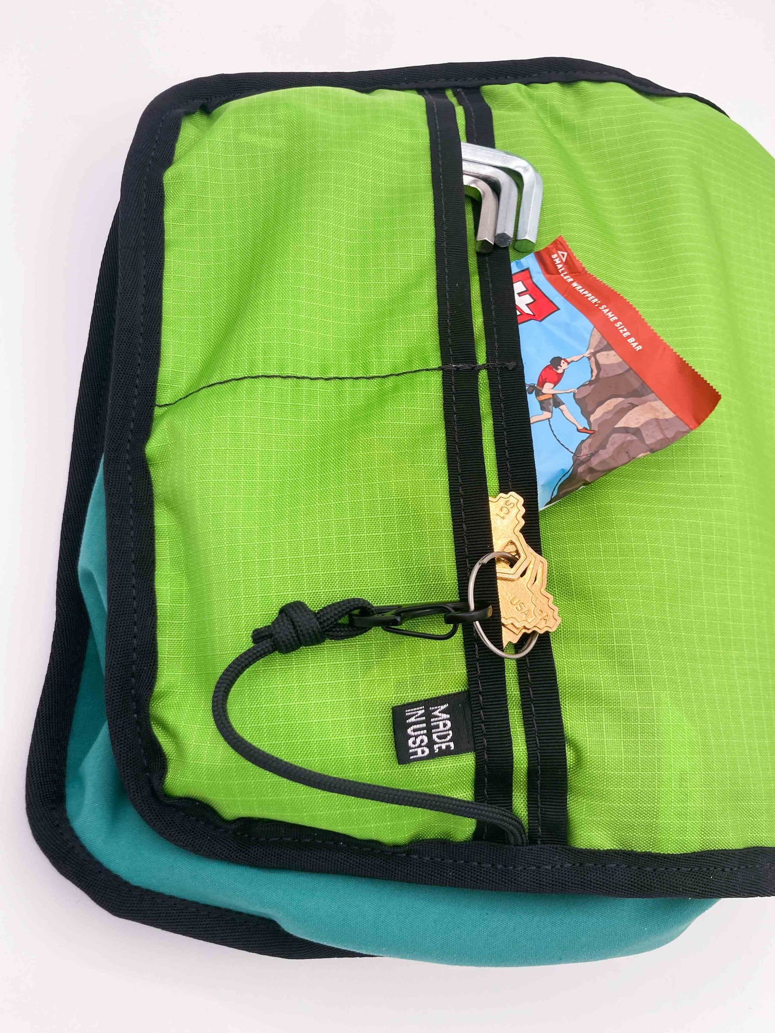 [AFTERLIFE] Upcycled Thumbs Up Adventure Pack