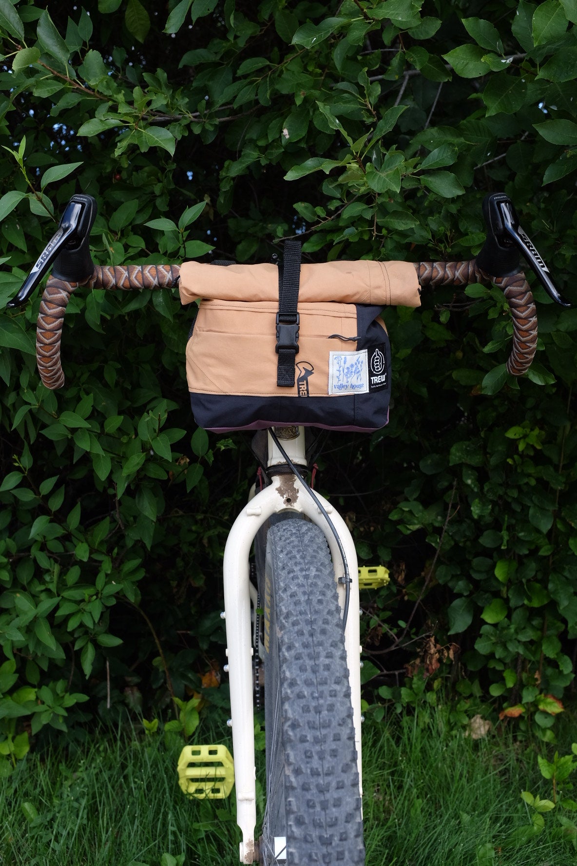 [AFTERLIFE] Upcycled Roll-Up Bike Bags